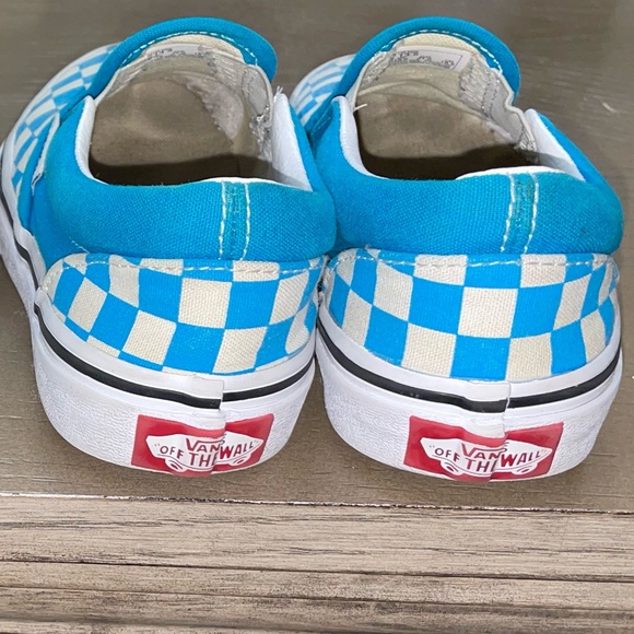 Vans little kids, size 13.5 checker slip-ons, Flame metallic silver slip-ons 🔥 - Picture 15 of 15